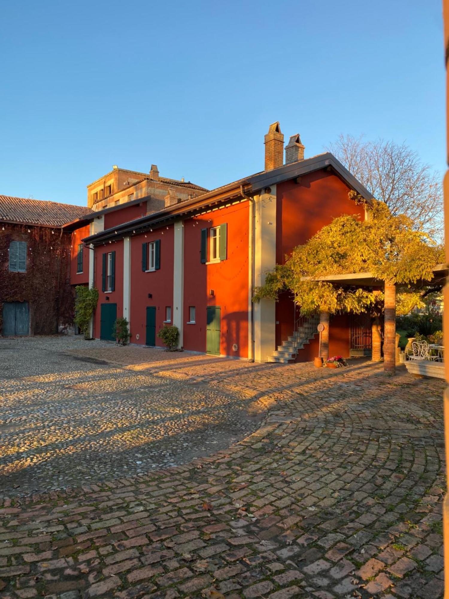 Tenuta Pizzone Wine Resort Rivanazzano Terme Exterior photo